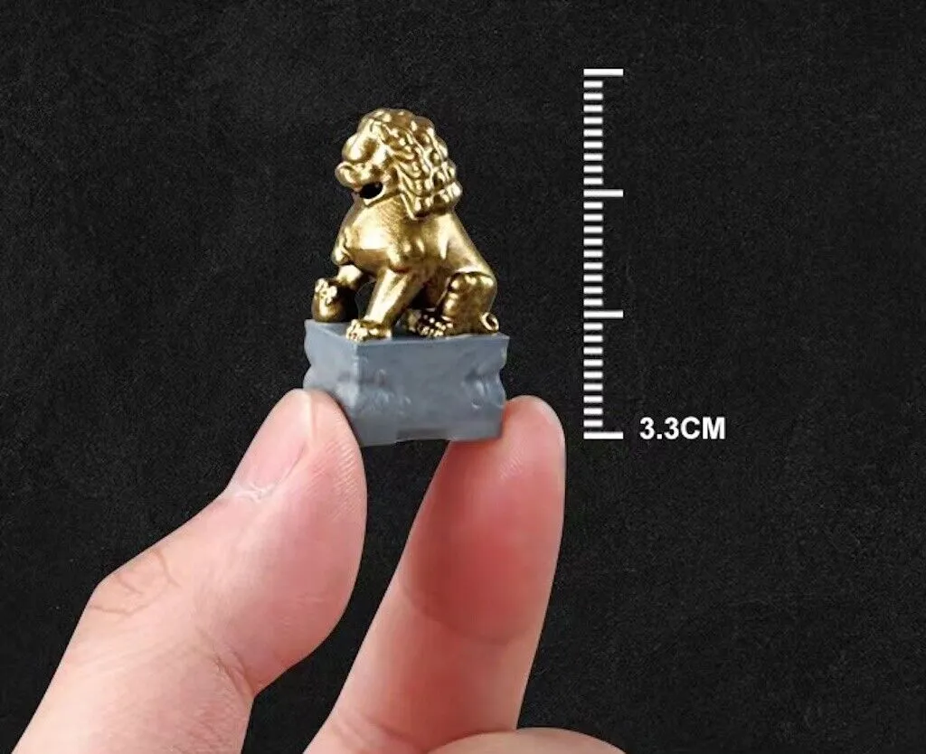 1:64 Painted Figure Mini Model Miniature Resin Diorama Sand Toy Pair Lion Decor