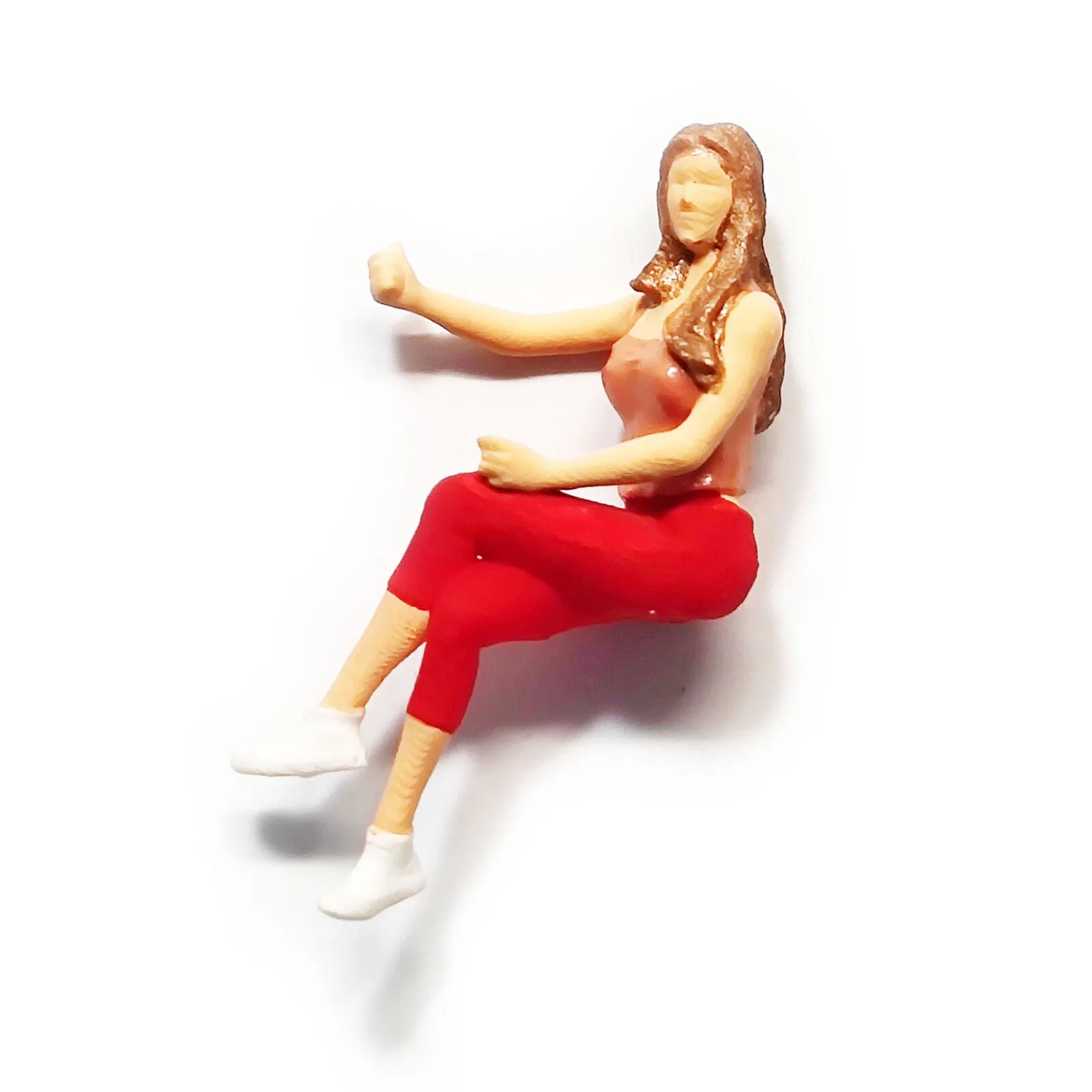1:64 Painted Figure Mini Model Miniature Resin Diorama Walking Dog Bestie Lady