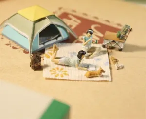 1:64 Painted Figure Model Miniature Resin Diorama Sand Outdoor Camping picnic