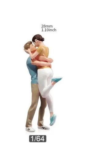 1:64 Painted Unpainted Figure Model Miniature Resin Diorama Sand Kissing Lovers New