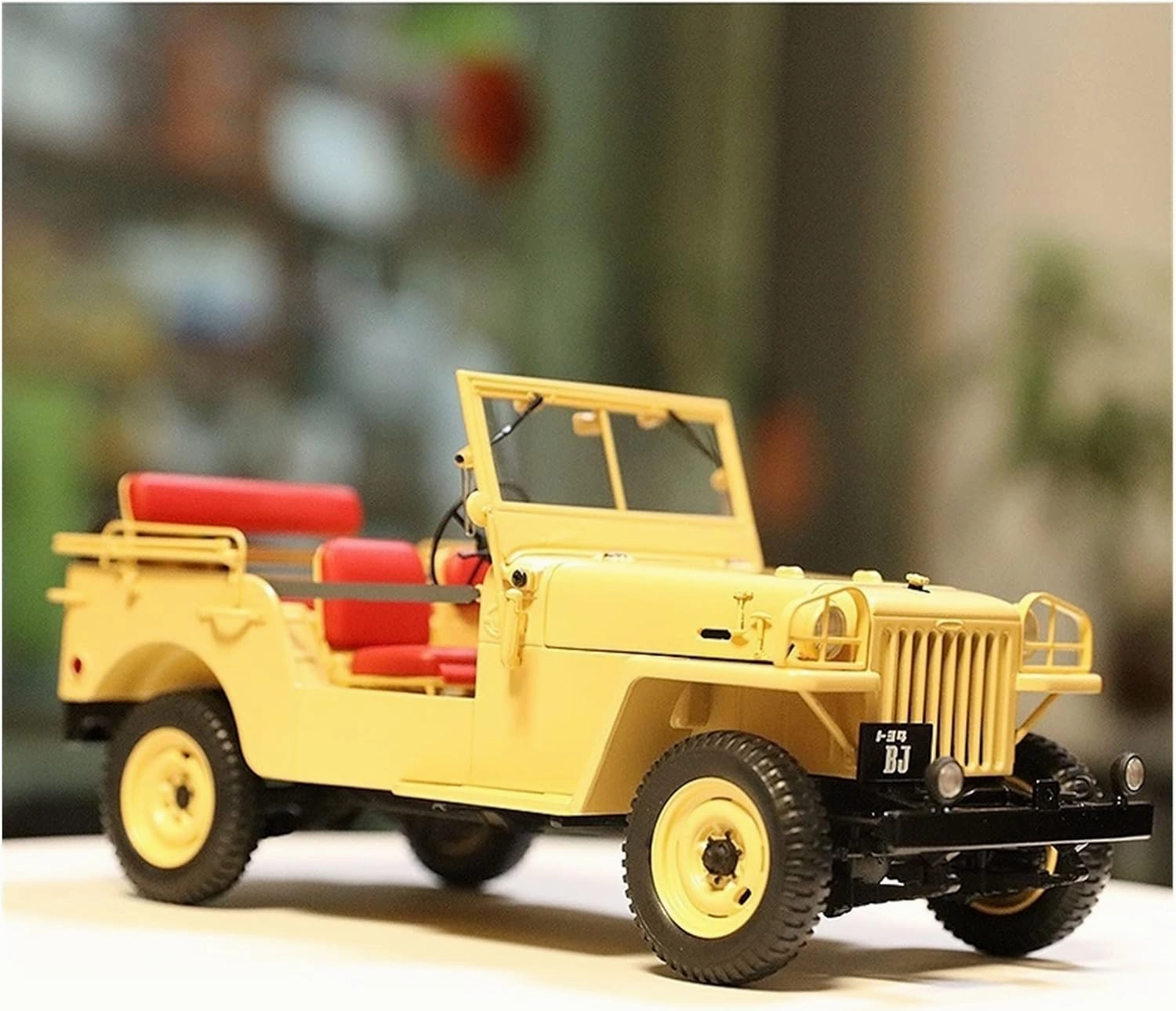 Alloy Resin Car Vehicle Model Fit for Toyota Land Cruiser BJ 1 18 Alloy Car Model Collectibles Simulation Metal Toys Collection Festive Deluxe Gift (Color : Yellow)