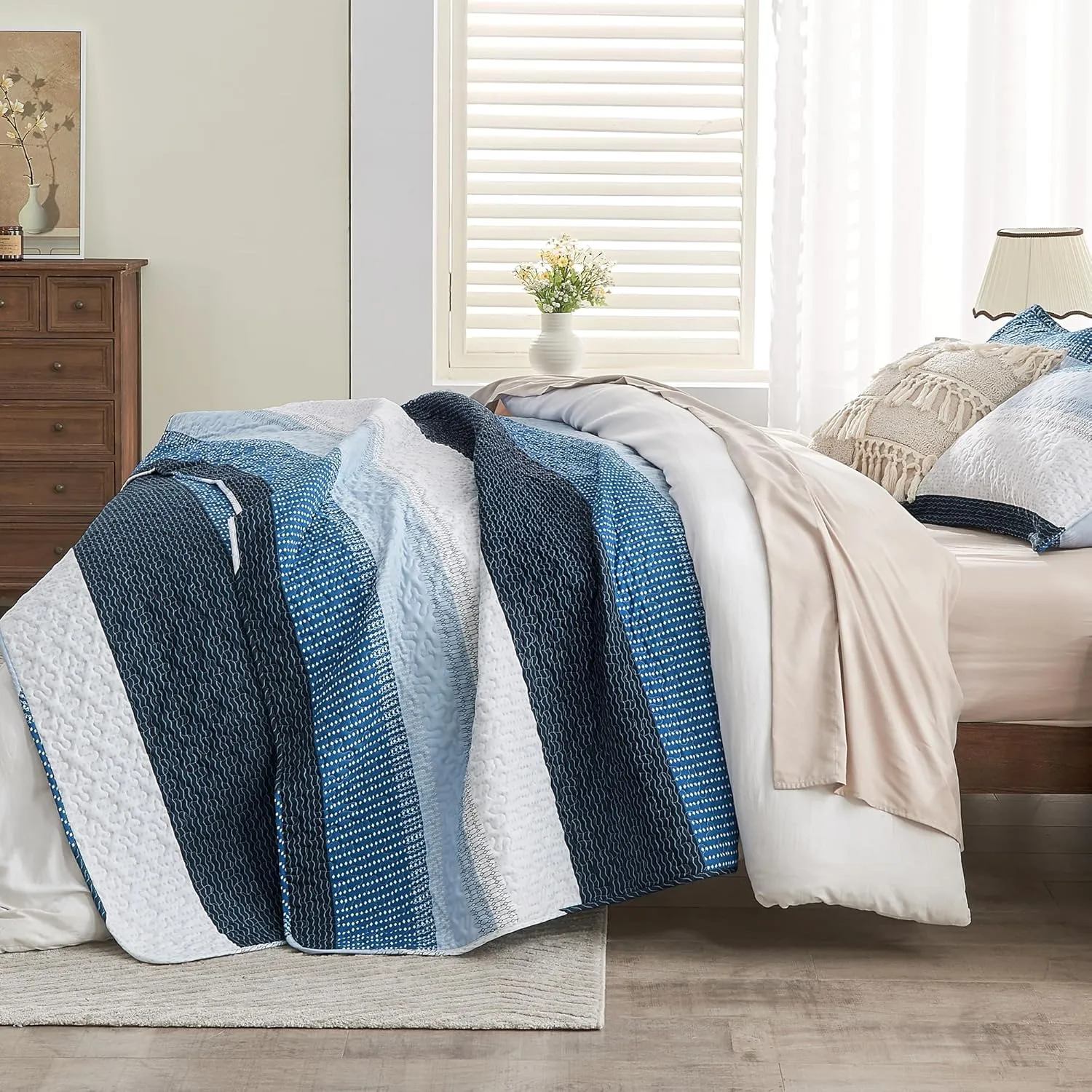 Andency Navy Blue Striped Quilt Set Cal King(104x112Inch), 3 Pieces (1 Quilt and 2 Pillowcases) Patchwork Bedspread Coverlet Set, Soft Lightweight Quilted Bedding Set