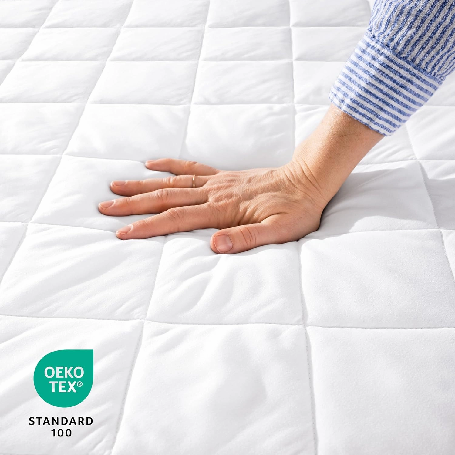 Bare Home Quilted Fitted Mattress Pad (Split Head Flex King) - Cooling Mattress Topper - Easily Washable - Elastic Fitted Cover - Stretch-to-Fit up to 15 Inches Deep (FlexTop King)