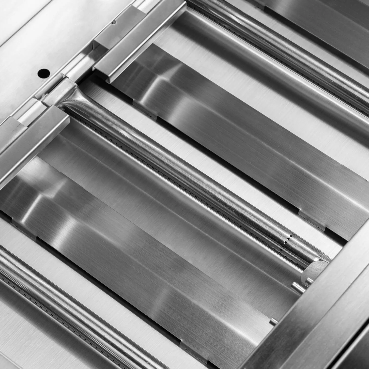 Blaze Grills BLZ4LBMNG Prelude Lbm 32" 4-Burner Grill, With Fuel Type - Natural Gas