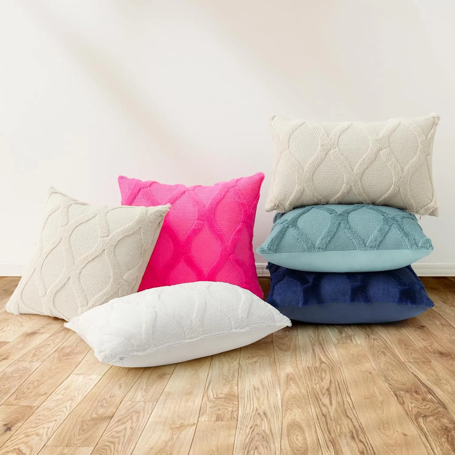 decorUhome Throw Pillow Covers 20x20 Inch Set of 2, Soft Plush Faux Fur Wool Aqua Couch Pillow Covers, Decorative Neutral Pillow Cases for Bed Sofa Living Room Home Decor