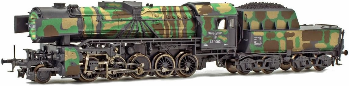 DRB, Heavy steam Locomotive BR 42 in Camouflage Livery, Period IIc