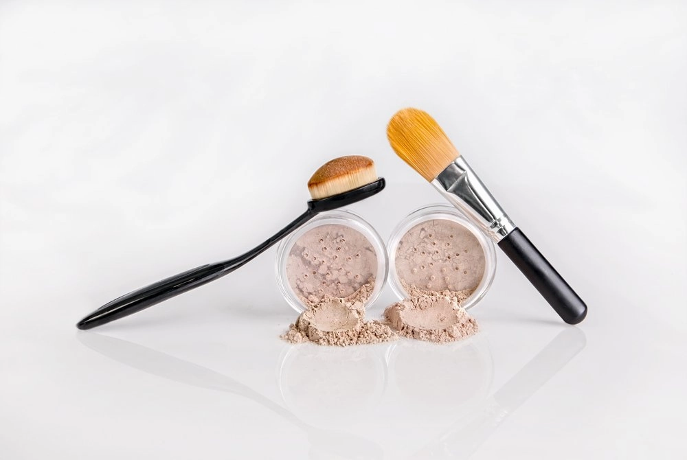 FOUNDATION & CONCEALER COMBO w/BRUSHES (PINK BISQUE FOUNDATION & LIGHT CONCEALER) Mineral Makeup Kit Full Size Set Matte Bare Face Sheer Powder Cover