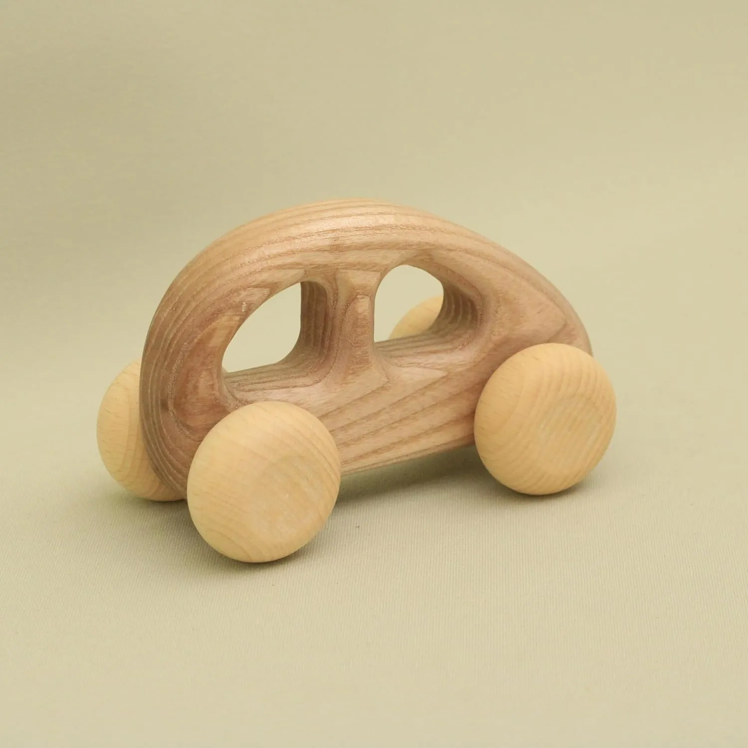 Free Shipping Natural Baby Car II, LBC22 : Eco-Friendly Gift with Montessori and Waldorf Educational Influence Lotes Toys Baby Gift