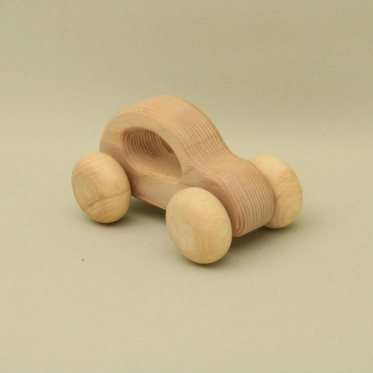 Free Shipping Natural Bonbon Car, DC05 : Eco-Friendly Gift with Montessori and Waldorf Educational Influence Lotes Toys Baby Gift