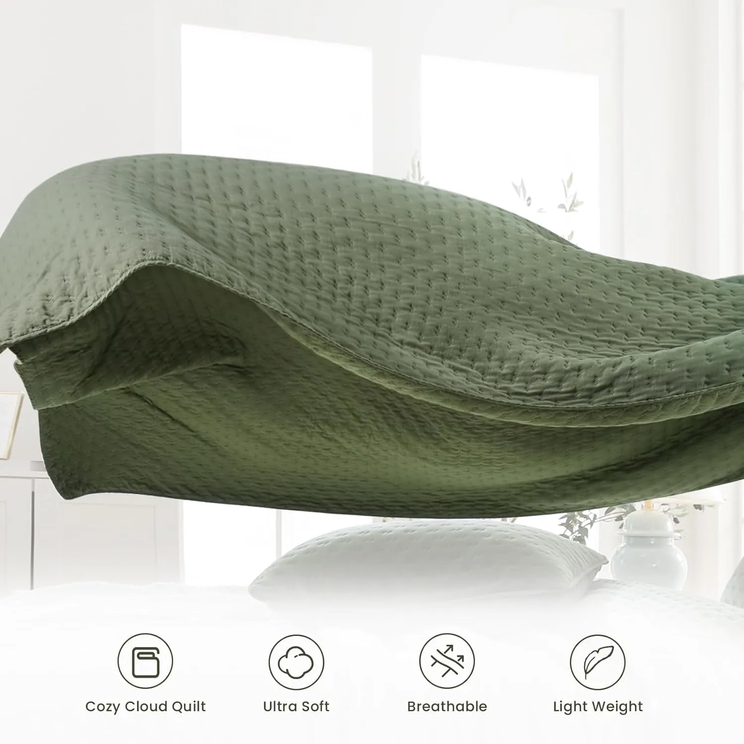 Green Quilt Bedding Set with Pillow Sham, Breathable Lightweight Bed Spread, Soft Oversized Bedspread Coverlets for Twin Bed, All Seasons, 2 Pieces, 1 Quilt (68x90), 1 Pillow Sham (20x26)