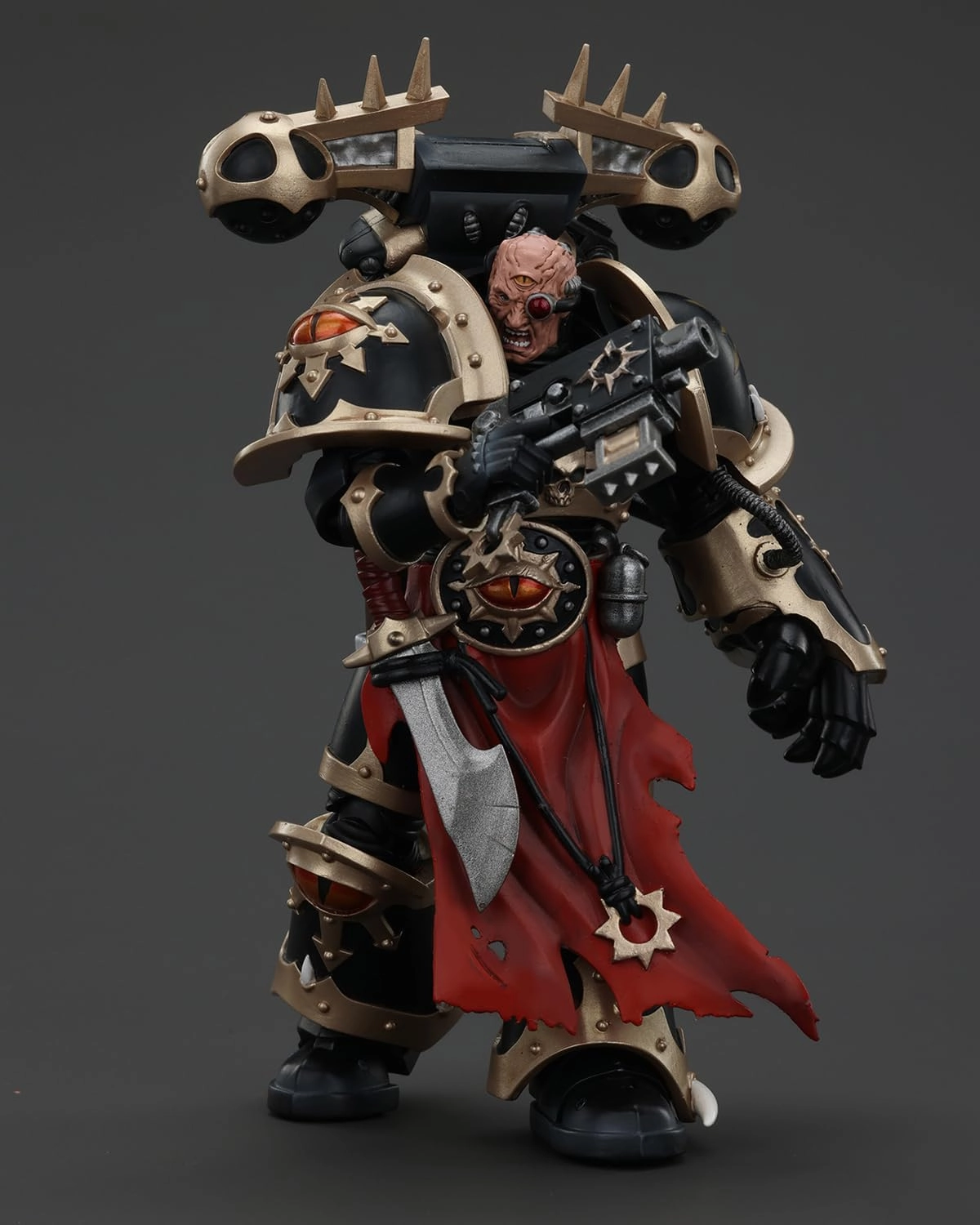 JoyToy Warhammer 40K Genuine License 1:18 Action Figure, Chaos Space Marines Black Chosen with Bolt Pistol and Power Fist, 4.96 inch Collectible Action Figures Sets