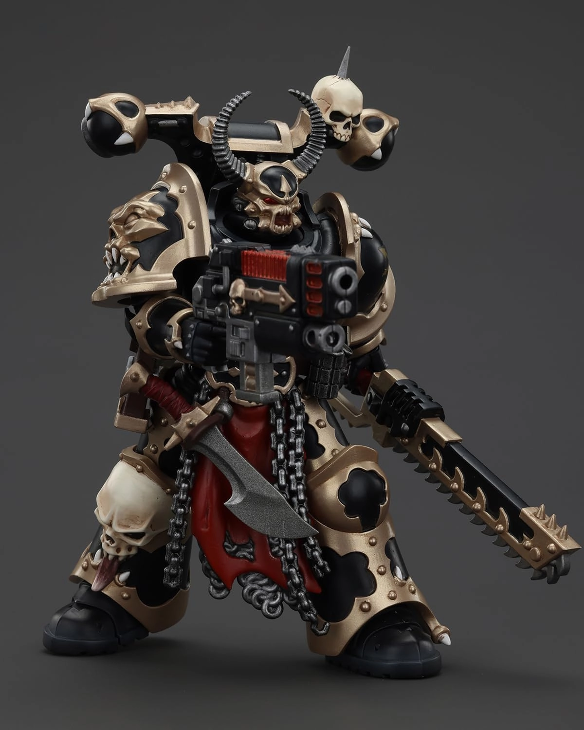 JoyToy Warhammer 40K Genuine License 1:18 Action Figure, Chaos Space Marines Black Legion Chosen with Combi-melta and Chainsword, 4.96 inch Collectible Action Figures Sets