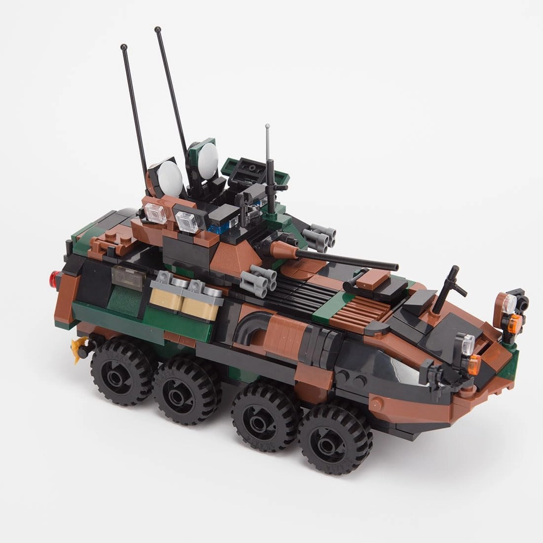 LAV-25 Infantry Fighting Vehicle Building Blocks and Construction Toy, Collectible Military-Themed Model to Build and Display, Great Gift for Military Fans (476PCS)