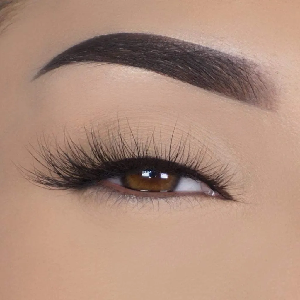 Lilly Lashes Paris 3D Mink Lashes, Mink Eyelashes, The Original Lilly Lash For Wispy & Natural Look, Reusable Eyelashes up to 25x, Fluffy Lashes, Strip Lashes, Lash Glue not Included