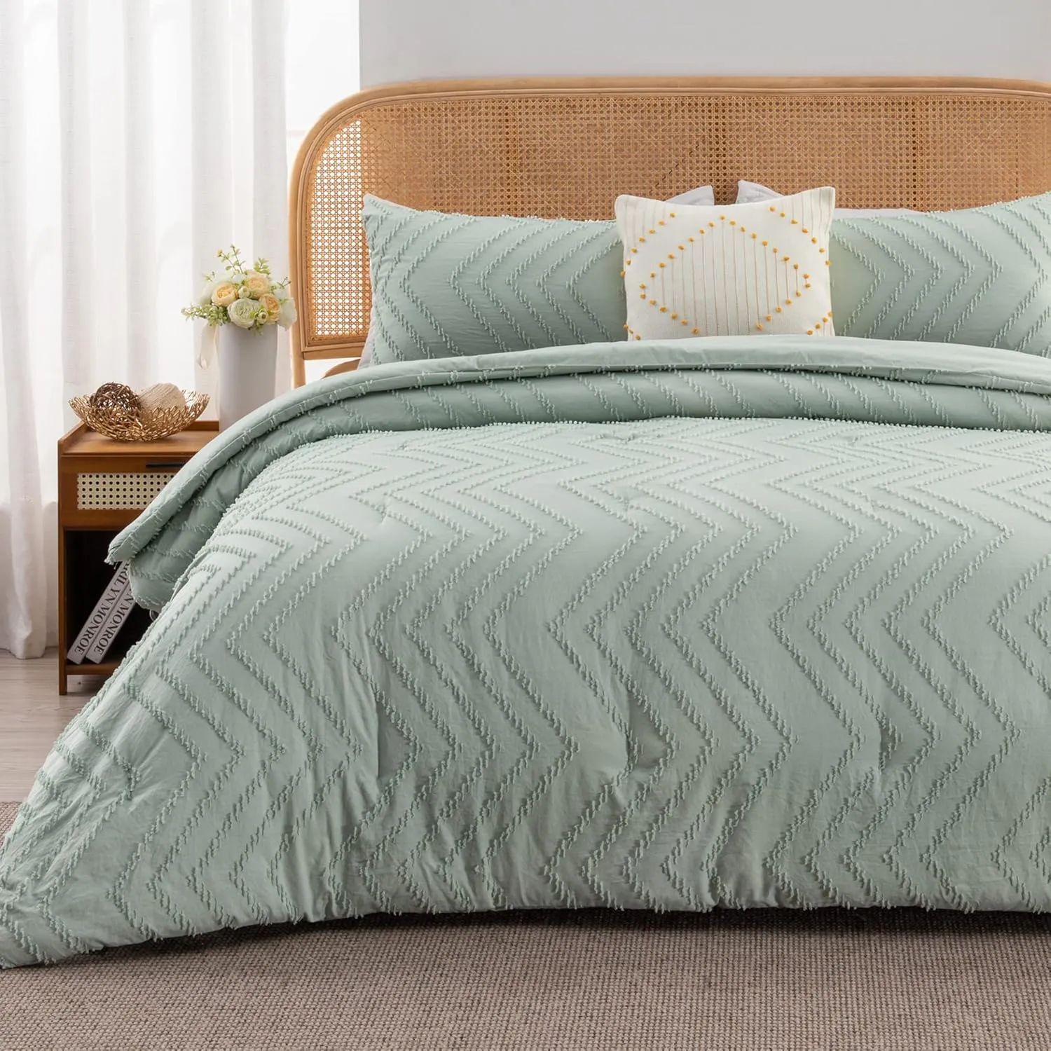 Litanika Sage Green California King Comforter Set, 3 Pieces Cal King Oversized Chevron Tufted Boho Bedding Comforter Sets, Fluffy Bed Set (104x96In Comforter & 2 Pillowcases)