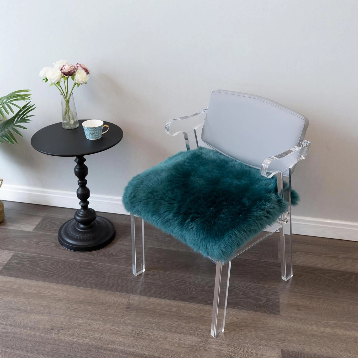 Natural Australian Sheepskin Seat Cushion Luxury Lambskin Chair Pad,Soft Wool and Non-Slip Backing Square Genuine Fur Chair Cover for Home Office Chair 18x18 Inch Pack of 1 (Peacock Blue, 18"×18”)
