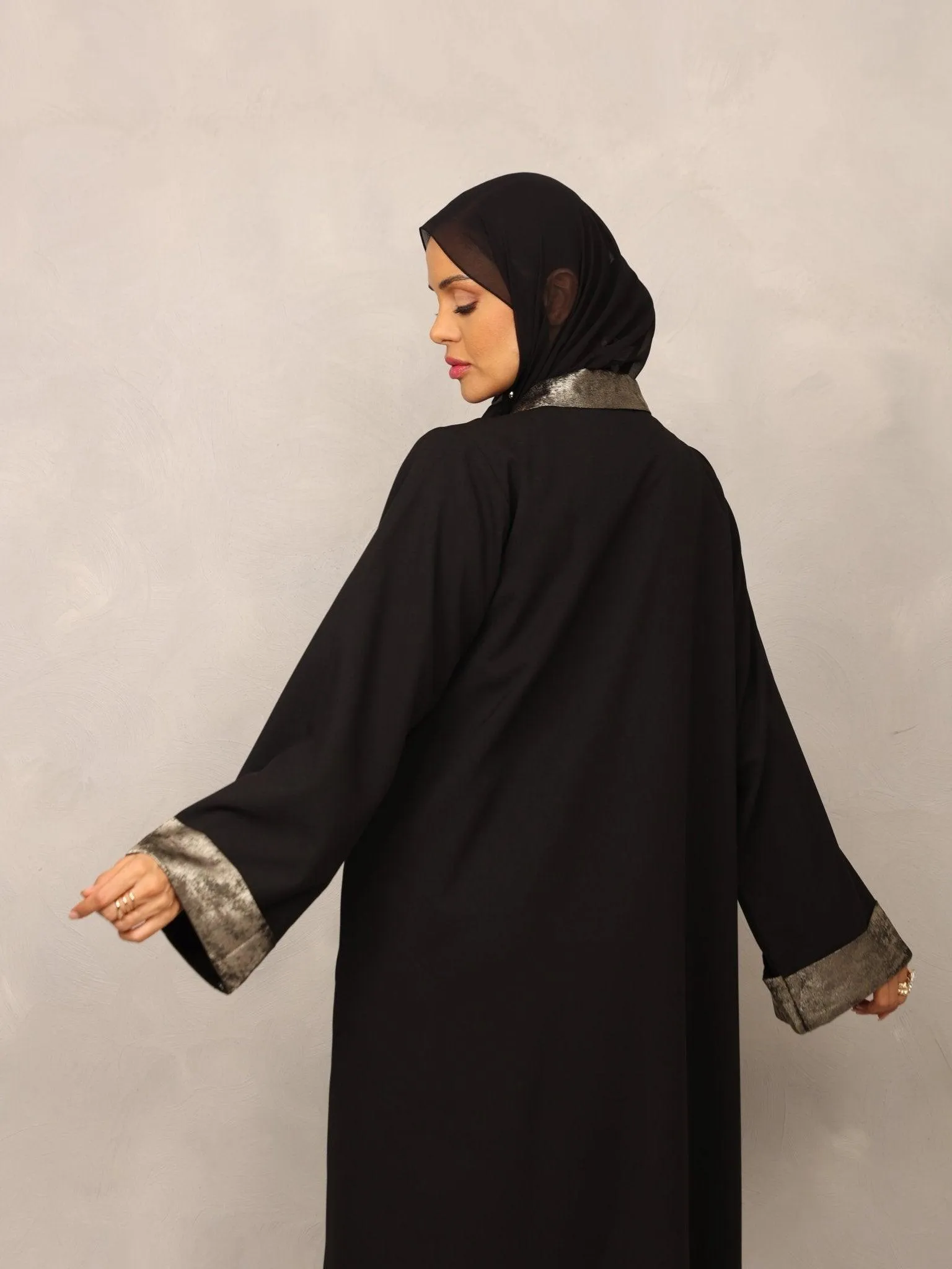 Obsidian Luxe Abaya