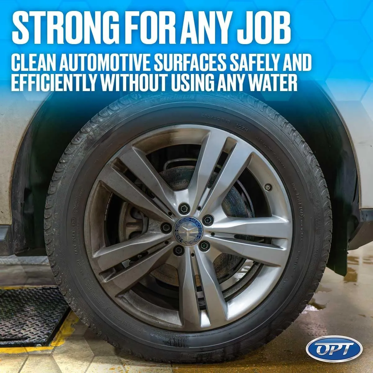 Optimum Opti-Clean Waterless Wash and Protect - Ready to Use Waterless Car Cleaning Spray and Polymer Protection (18 oz)
