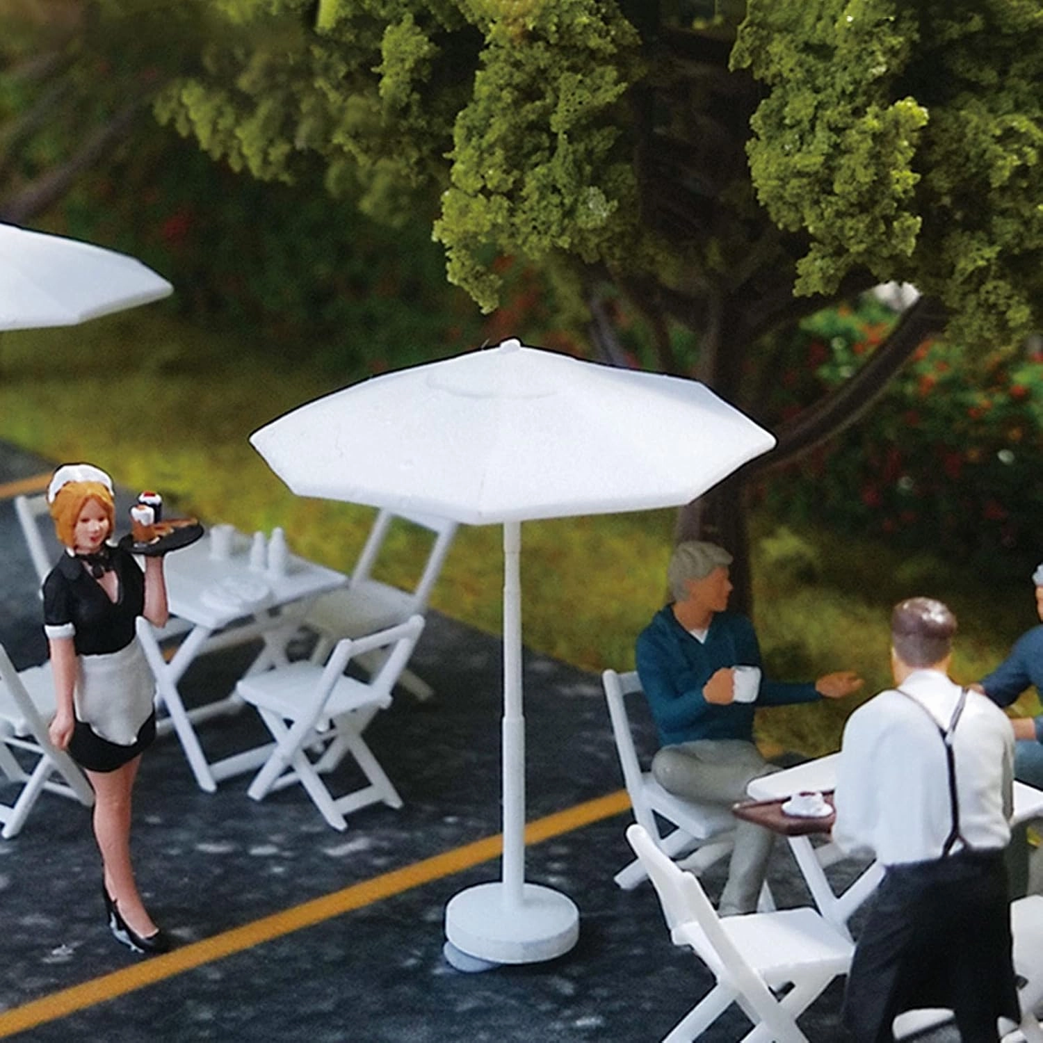 People Figures 1:64 Scale Model Trains Architecture People Figures Tiny People Drinking Coffee Waitress Waitress for Miniature Scenes, Shirt Green