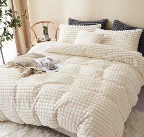 Plush Duvet Cover 220 x 240   2 Pillowcases 65 x 65 cm, Beige, Shaggy Furry Faux Fur Bedding Set for Double Adults, Fuzzy Flannel Bed Linen with Zip, Warm Winter