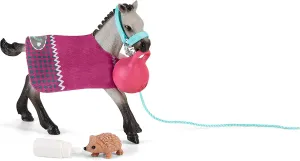 Schleich Horse Club, Horse Toys for Girls and Boys, Playful Foal Horse Set with Horse Toy and Accessories, 6 pieces, Ages 5 