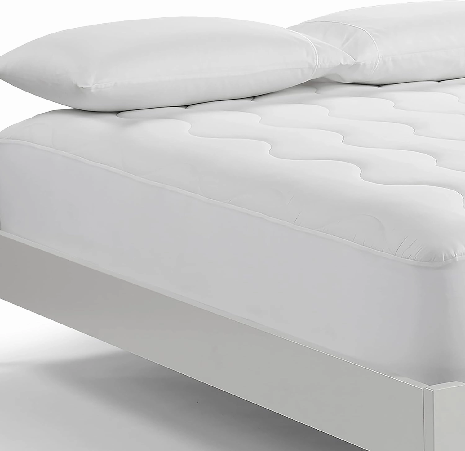 Serta Air Dry Extra Comfort Performance Fabric Quilted Mattress Pad, Cooling and Breathable Mattress Cover, Moisture Wicking Protection with 15" Deep Pocket, California King, White
