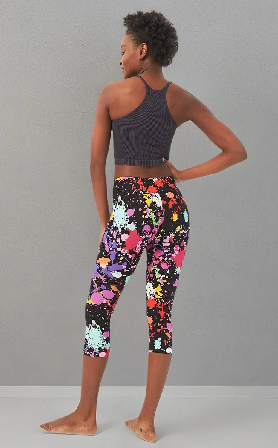 sissycos Women's Artistic Splash Printed Cropped Capri Leggings Buttery Soft Tights 21"