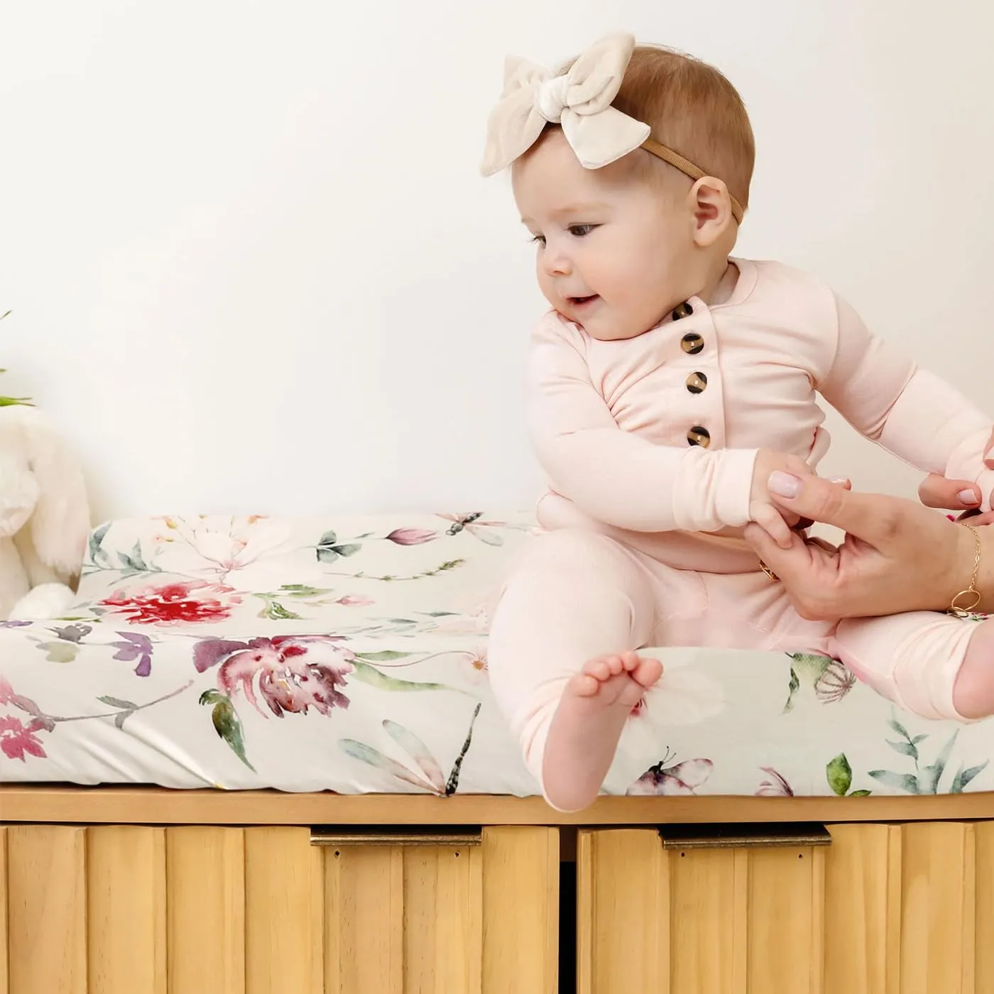 Stretch Ultra Soft Jersey Knit Changing Pad Cover Set 2 Pack, Change Table Pad Covers Fit 32"/34" x 16" Pads Safe and Snug, Pretty Flowers and Insects Pattern for Baby Girls