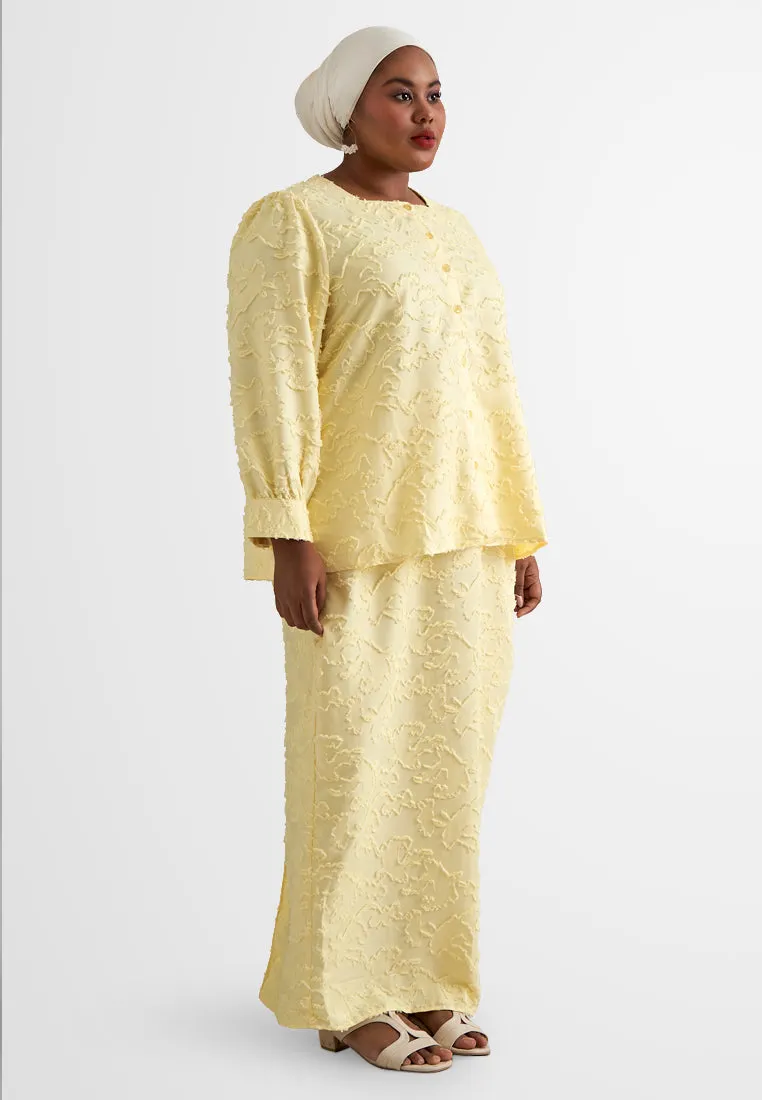 Susila Fluffy Tuft Button Kurung Set