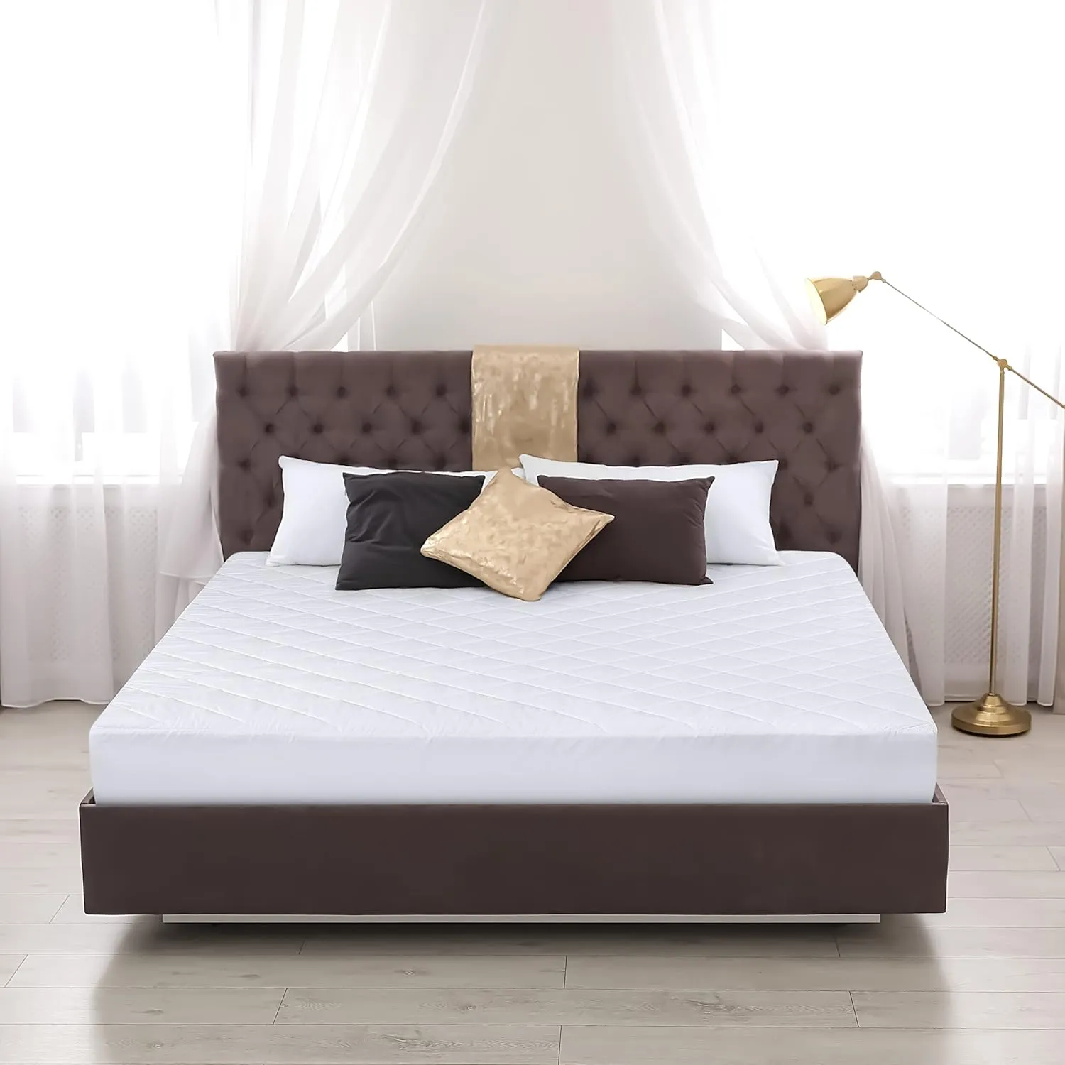 Utopia Bedding Quilted Fitted Mattress Pad, Twin Size, Elastic Fitted Mattress Topper Protector and Cover Stretches up to 16 Inches Deep, Machine Washable (White)