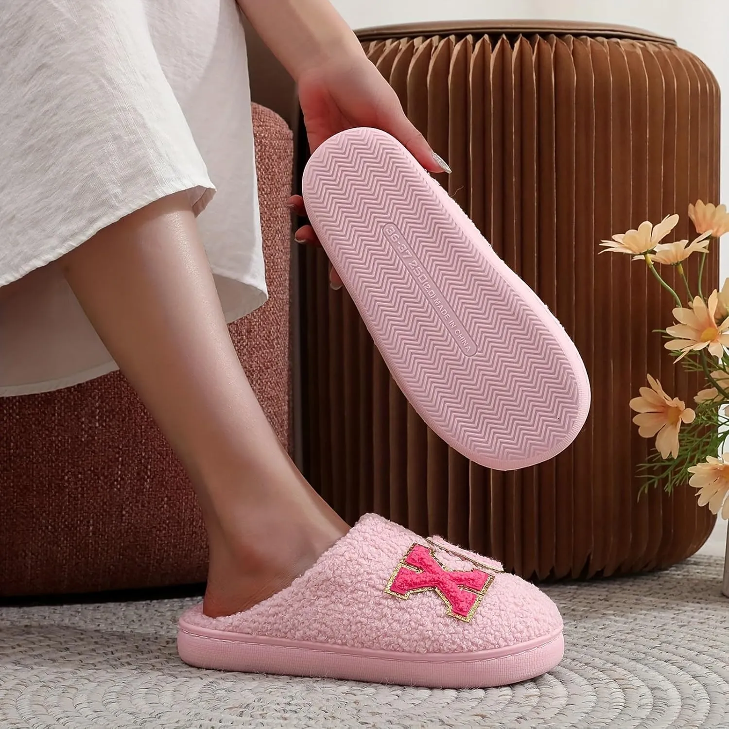 Women's Men's Fuzzy Memory Foam Slippers Fluffy Warm Comfort Light Weight Indoor Outdoor House Couple Shoes
