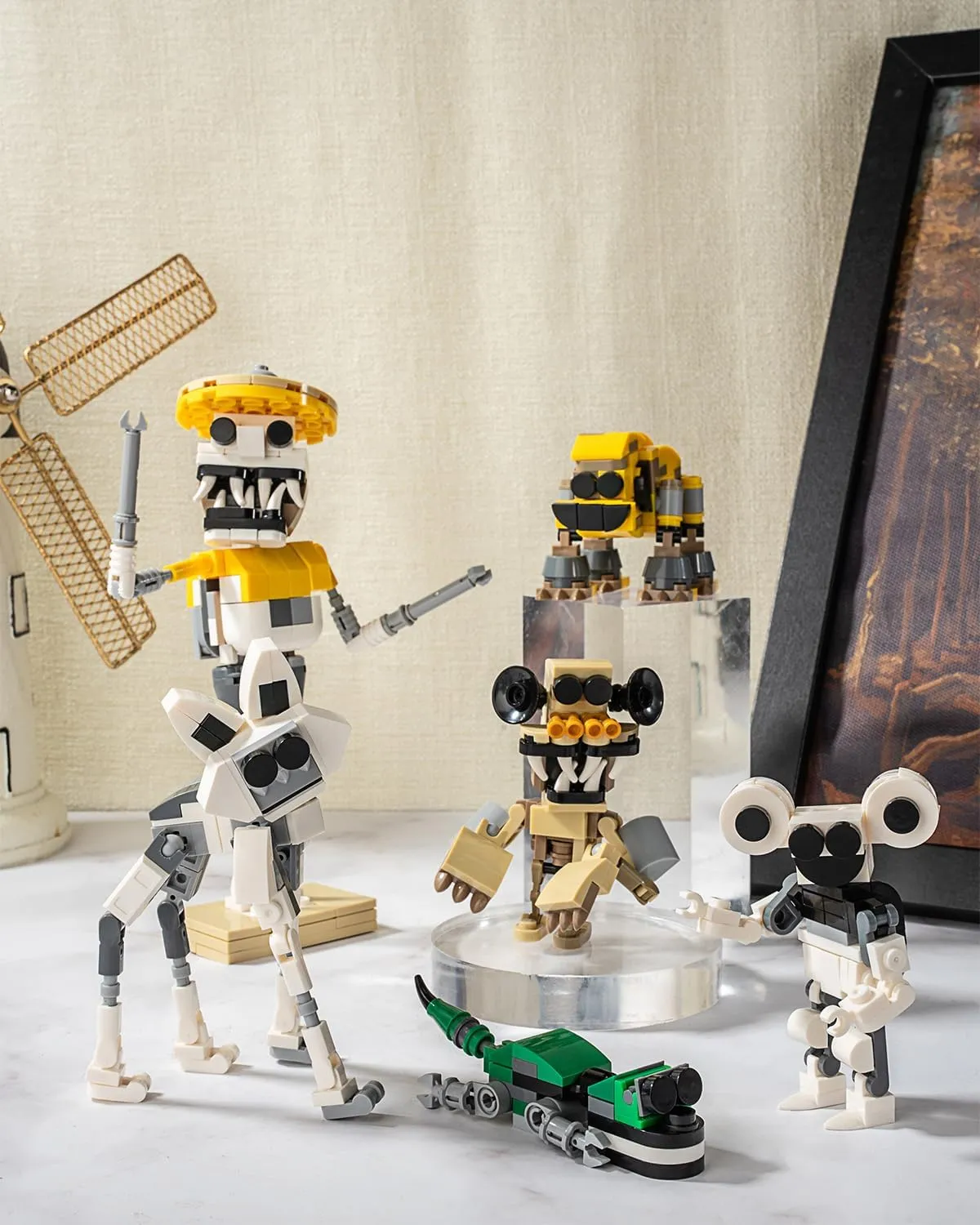 Zoo Monster Set MOC Building Blocks,Keeper，Koala, Lizard，Cow, Fox,Monkey Toys,DIY Model Building Bricks for Boys 13  and Adults(6 in 1)(488PCS)